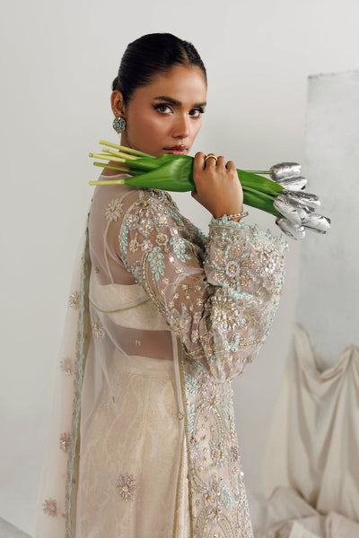 Akbar Aslam | Luxury Formals | Ruya