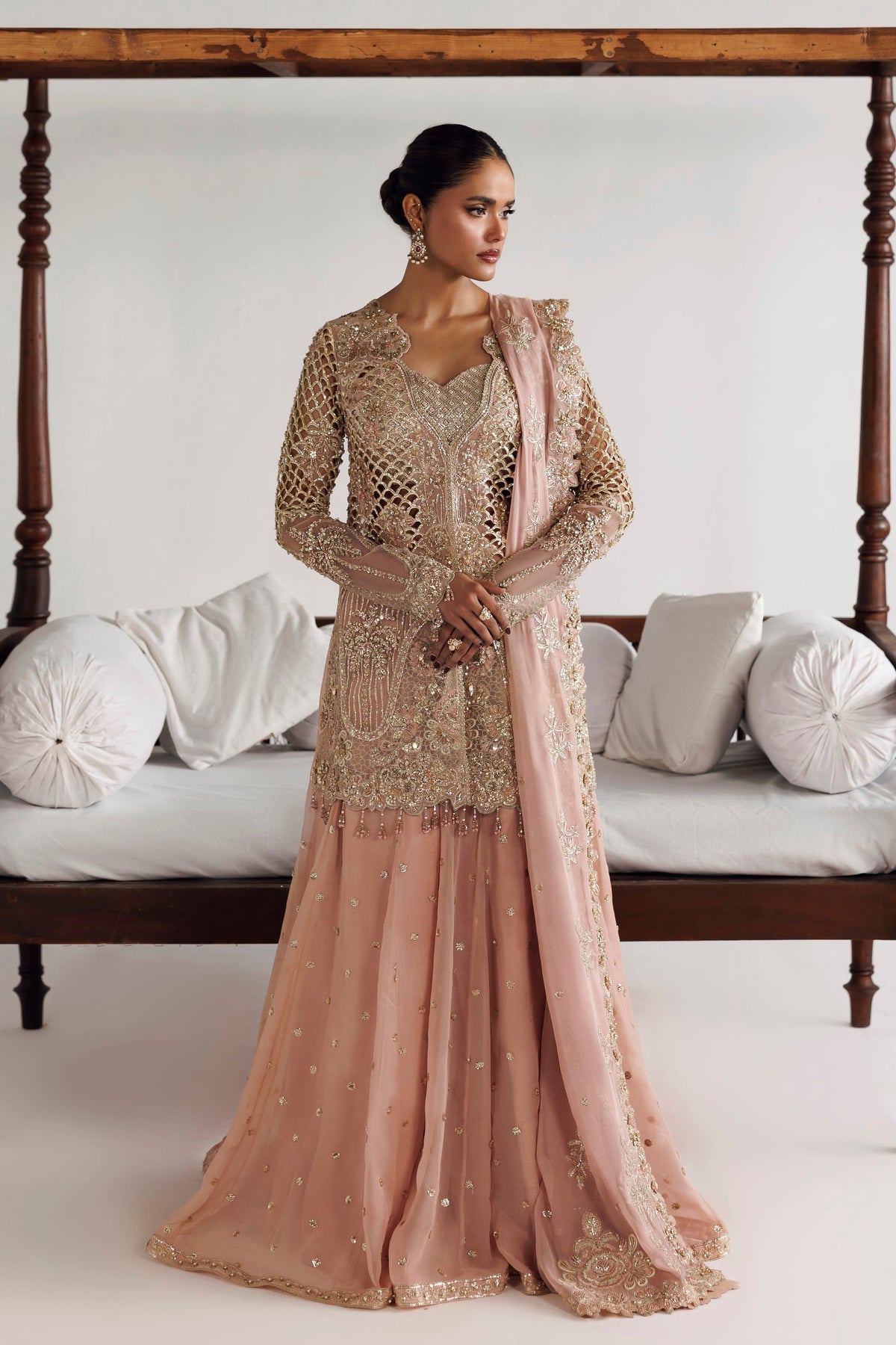 Akbar Aslam | Luxury Formals | Livia