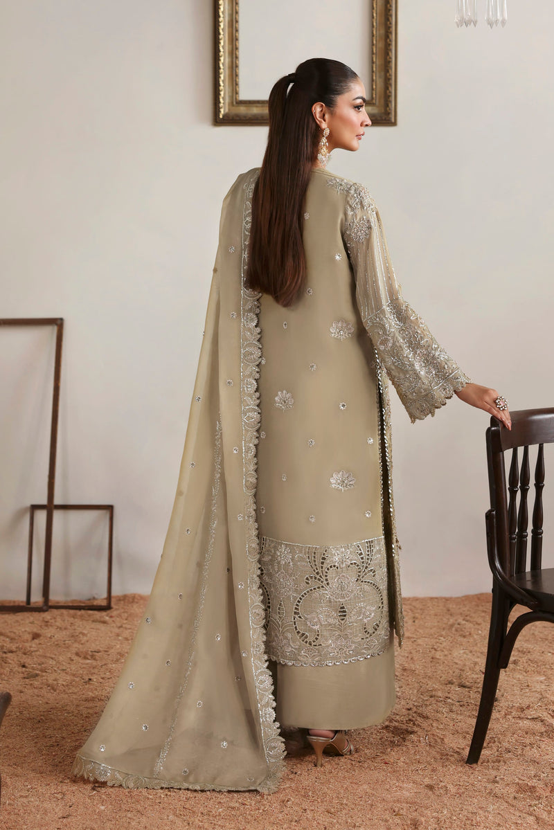 Akbar Aslam | Luxury Formals | Evora, image 2