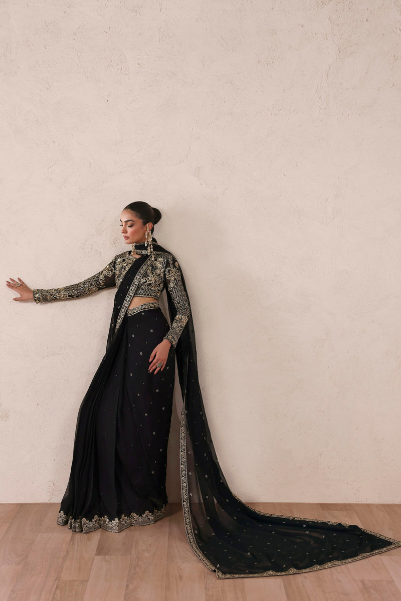 Akbar Aslam | Luxury Formals | Amoura, image 4