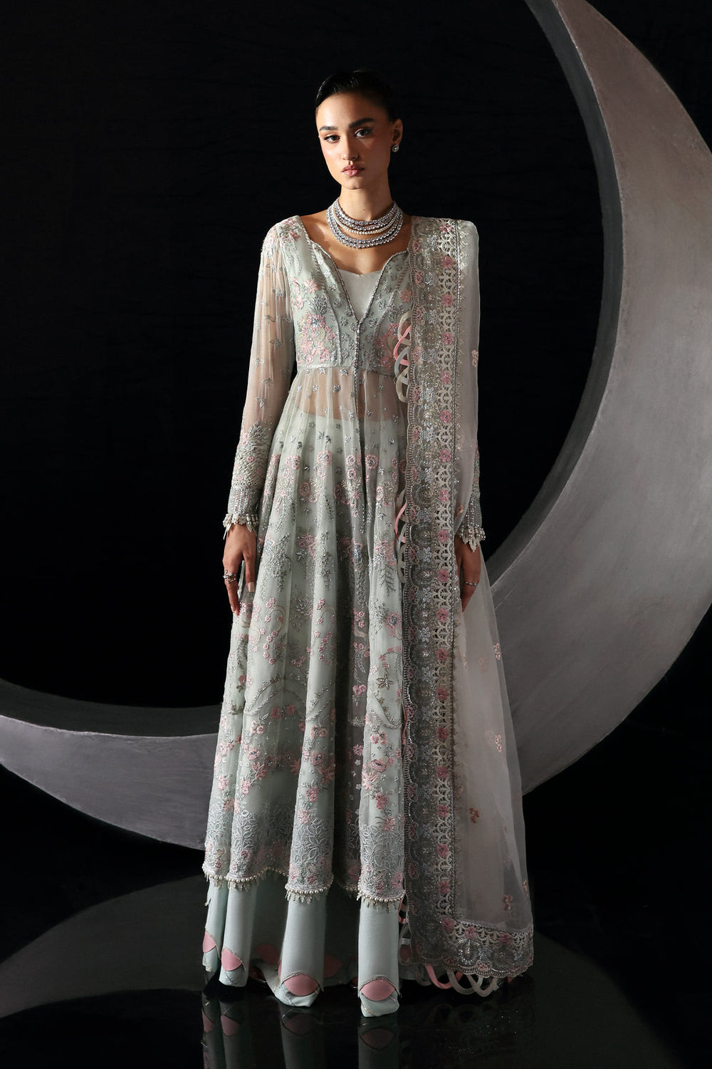 Zarposh | Moonlit Muse | Verae