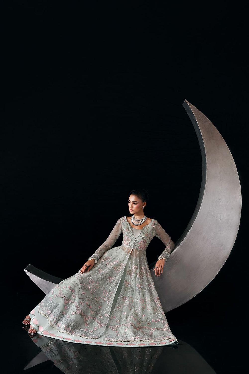 Zarposh | Moonlit Muse | Verae-3