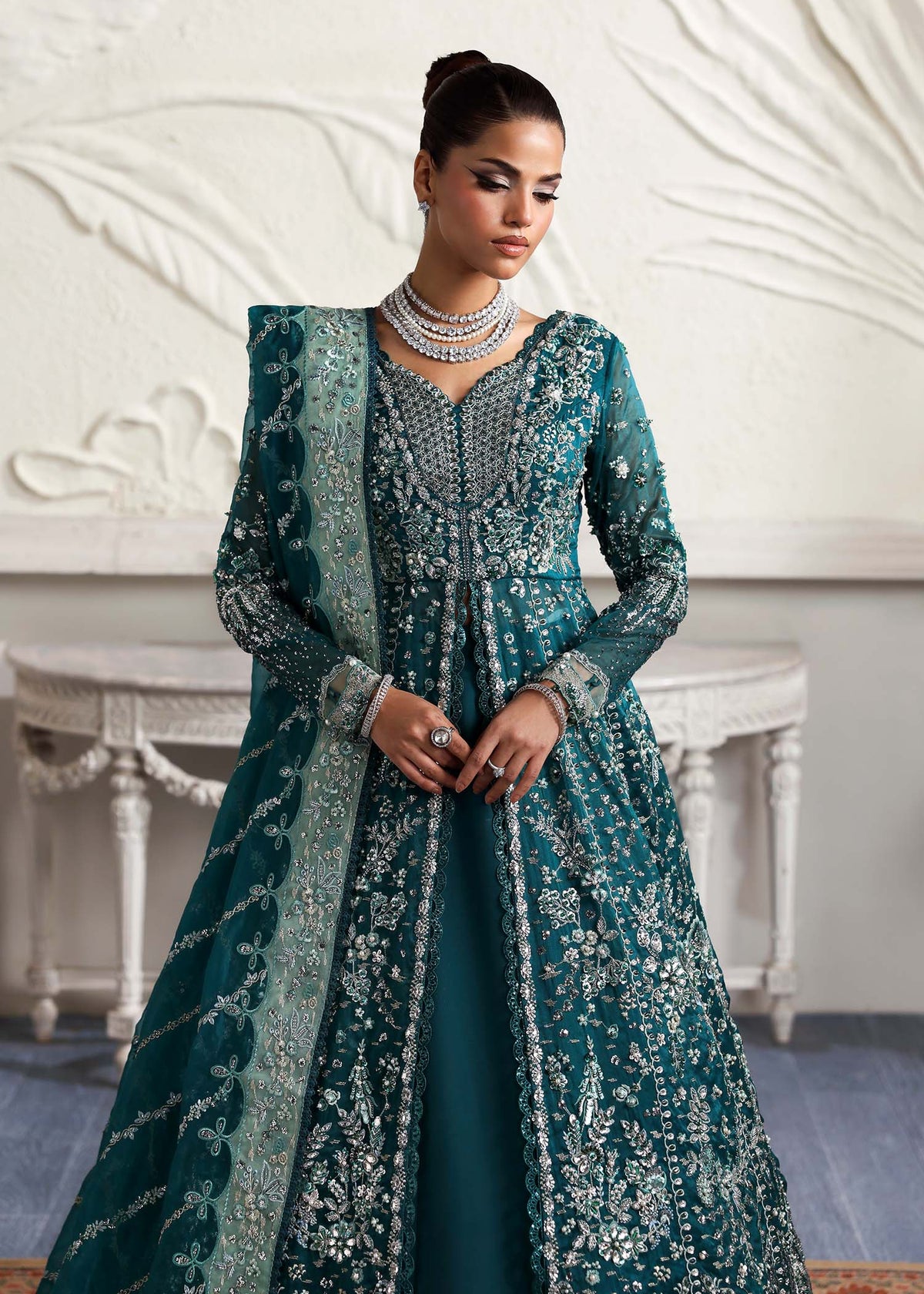 Dastoor | Serene Festive 25 | Eclat, image 4