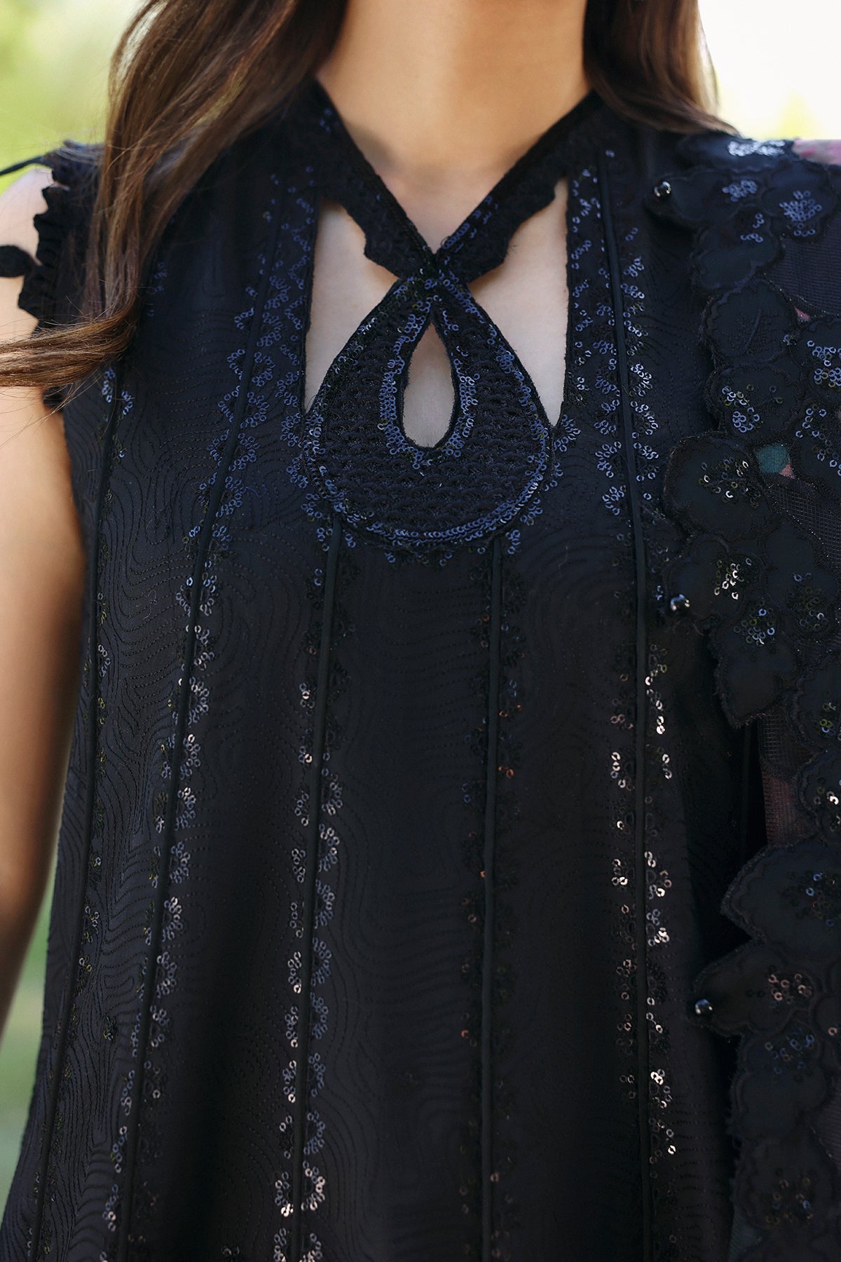 Afrozeh Auravie black embroidered lawn maxi, photo 4