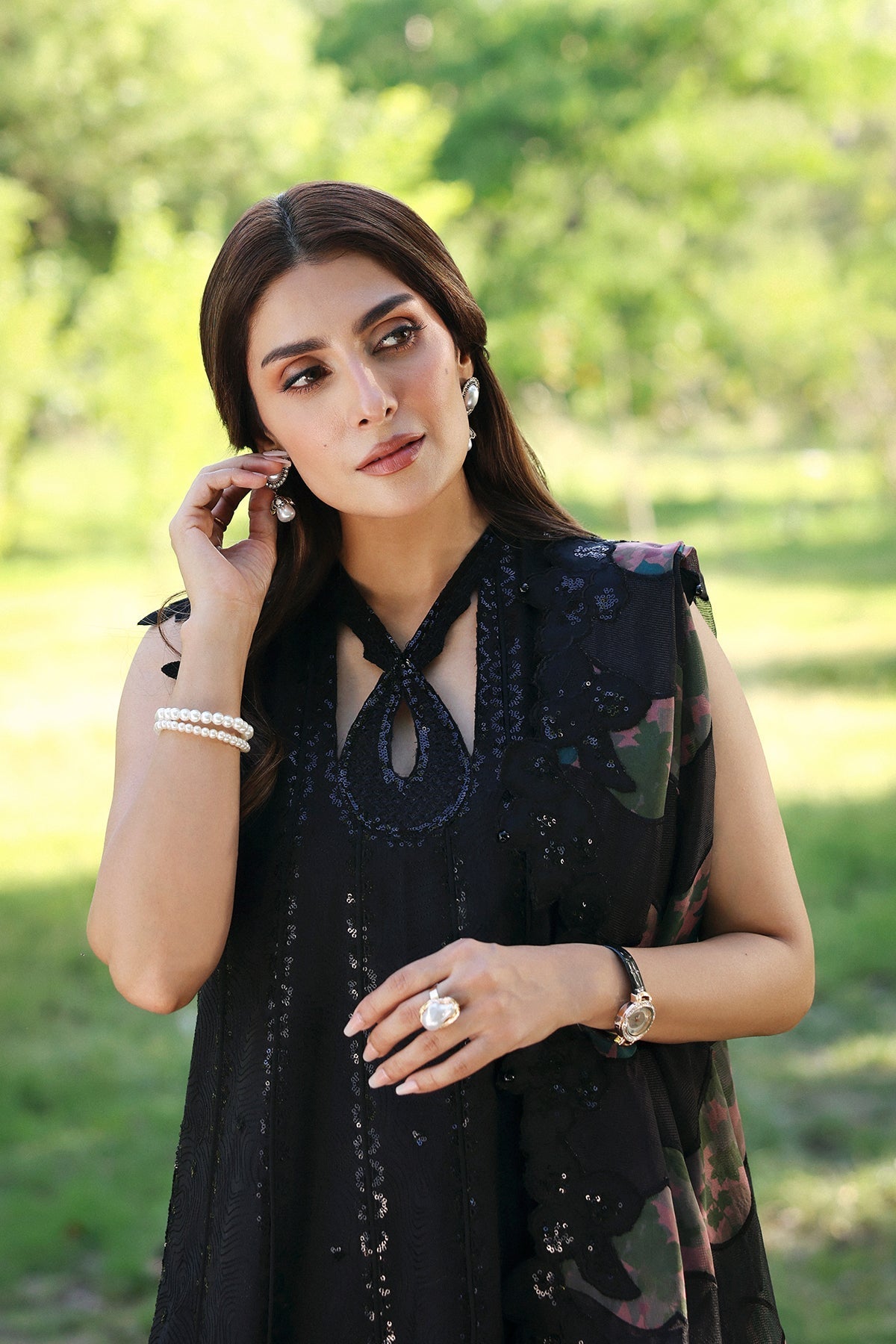 Afrozeh Auravie black embroidered lawn maxi, photo 3