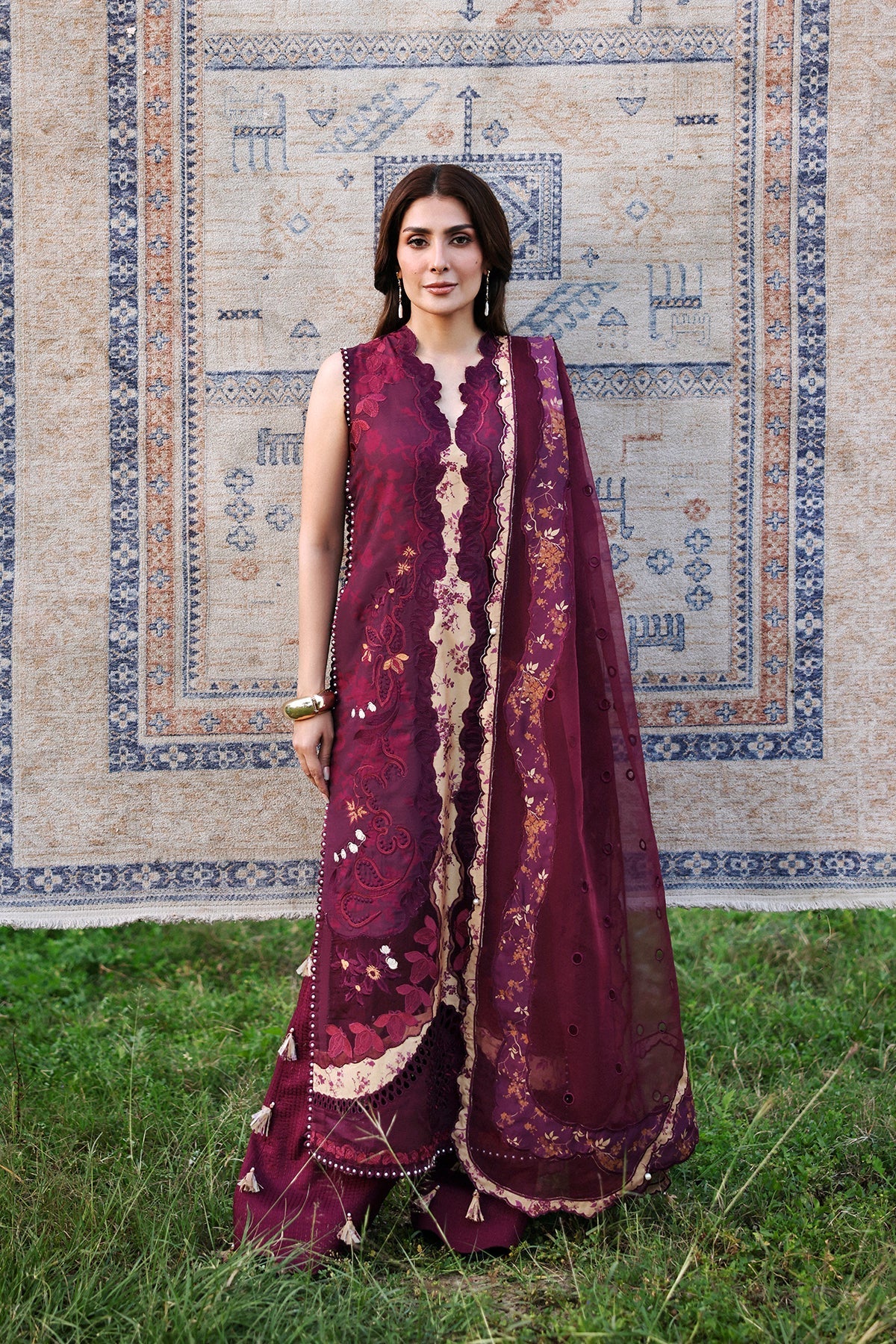 Afrozeh | A Lawn 26 | THALIA-1