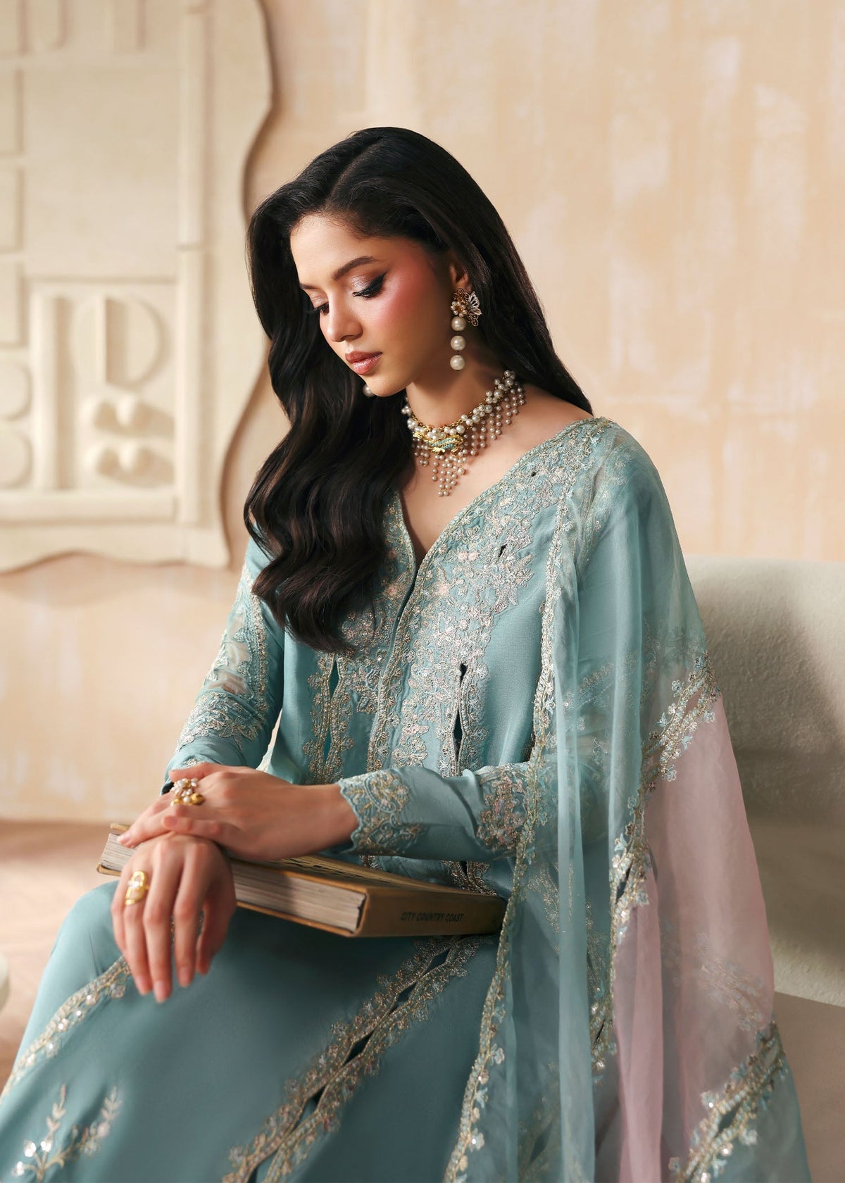 Kanwal Malik | Rea Luxury Pret 26 | Triana, image 4