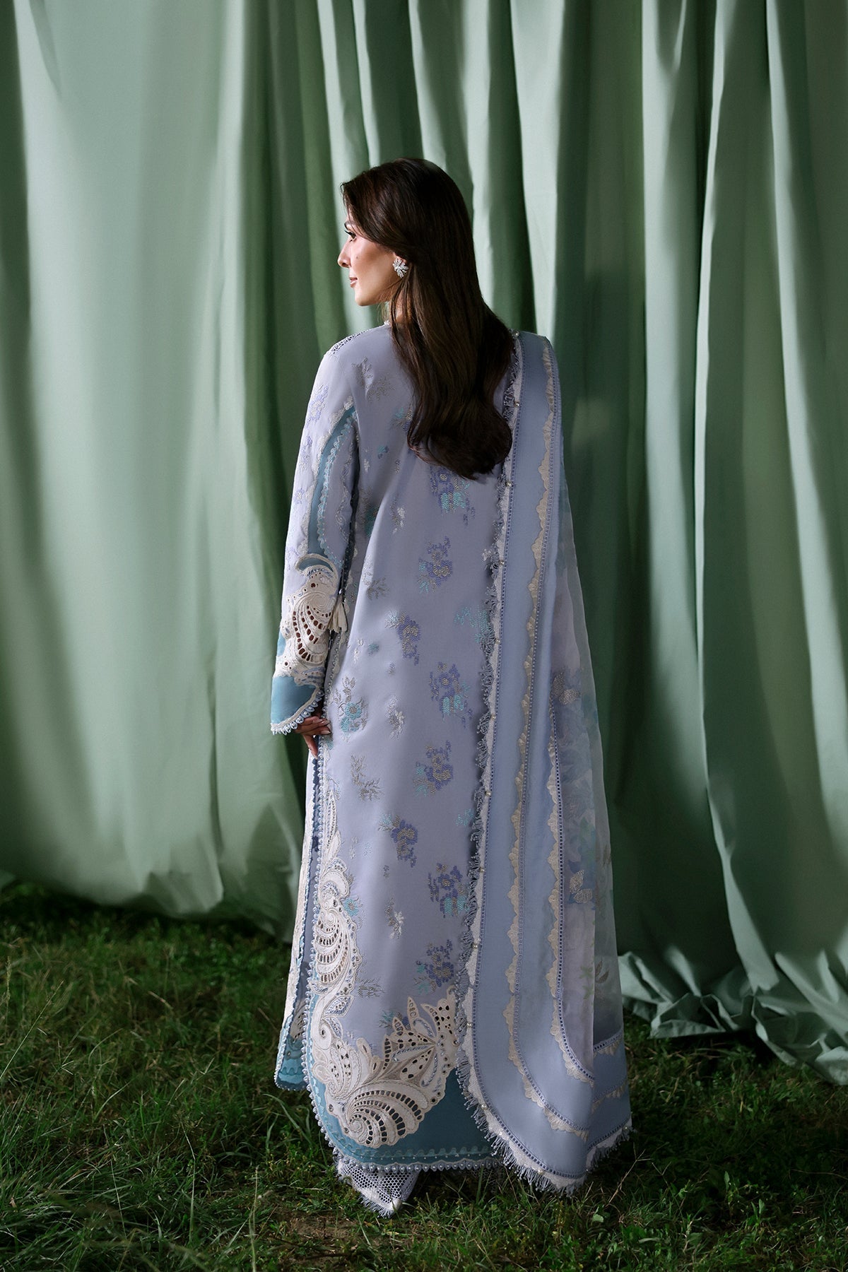 Afrozeh Chloris lilac embroidered lawn suit, photo 2