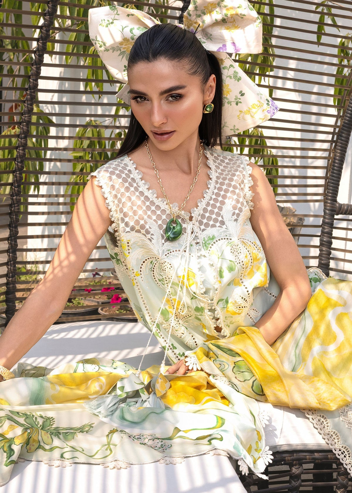Crimson | flow lawn 26 | TROPIC TEASE - D4B, image 3