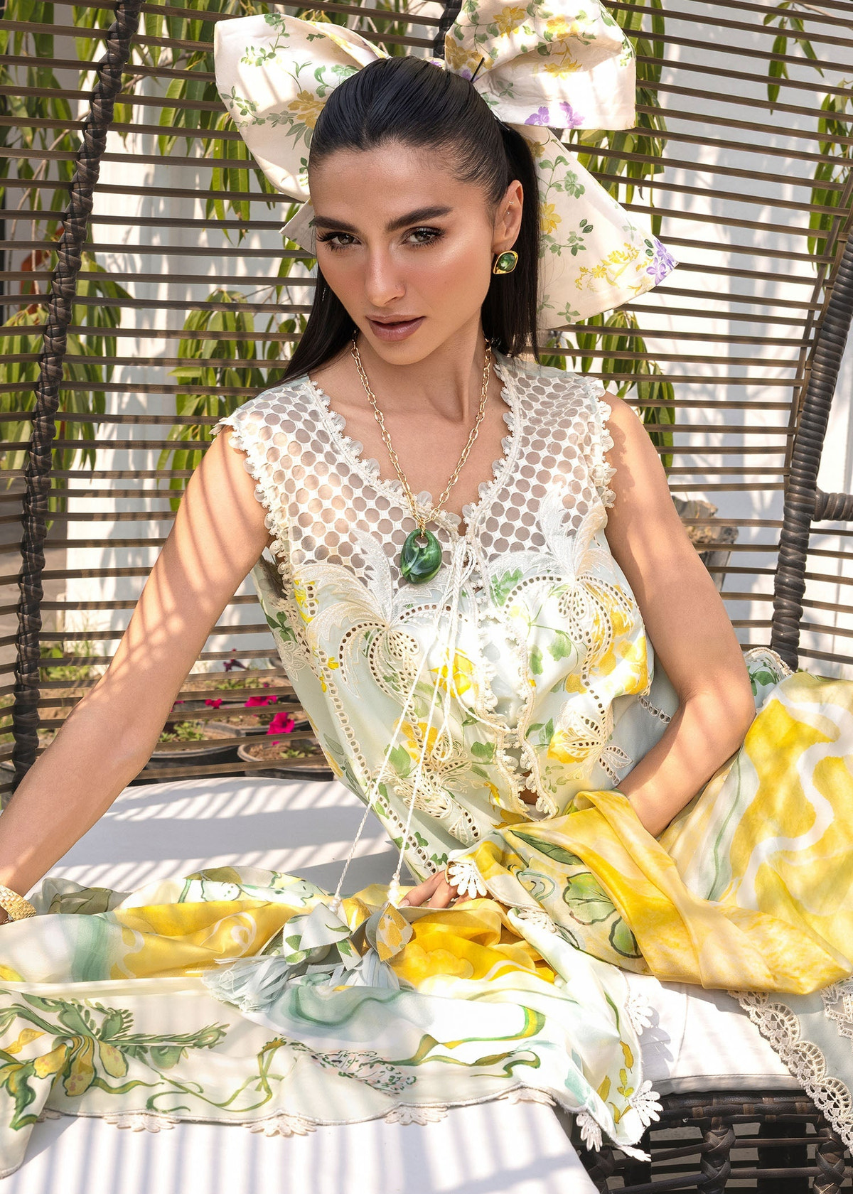 Crimson | flow lawn 26 | TROPIC TEASE - D4B, image 3
