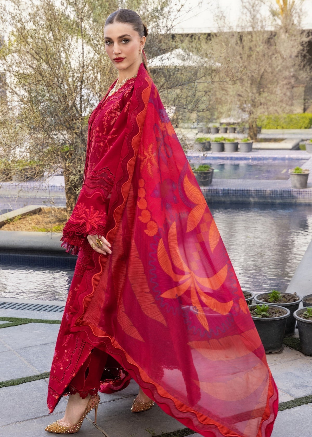 Crimson | flow lawn 26 | BEAUTY IN BLOOM - D3A, image 4