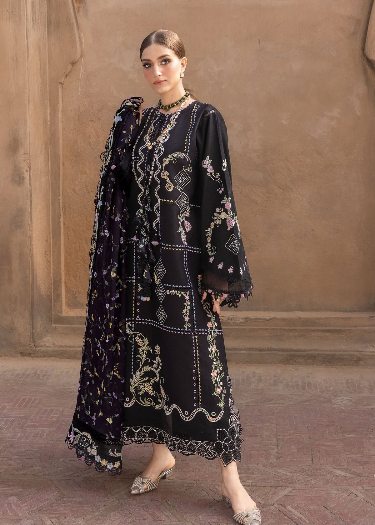 Crimson | flow lawn 26 | FLORAL SERENITY - D1A