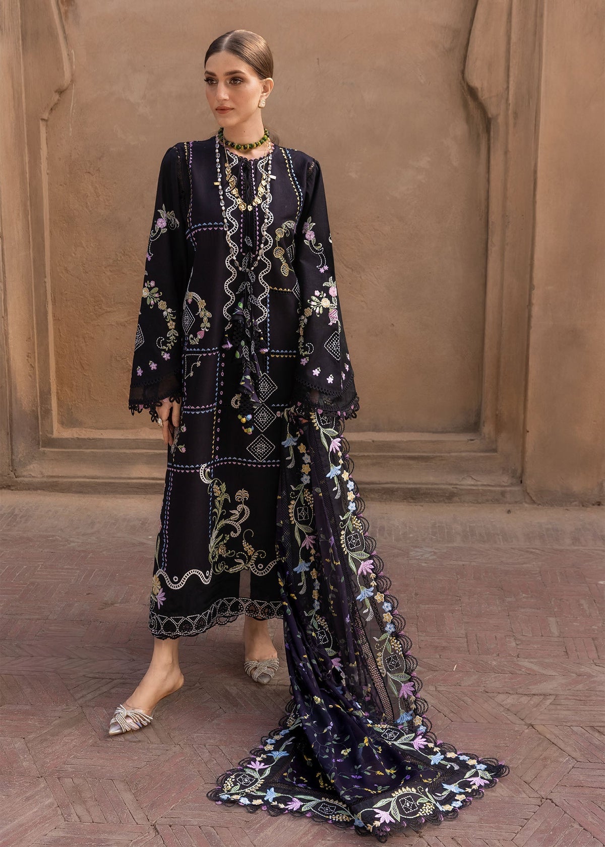 Crimson | flow lawn 26 | FLORAL SERENITY - D1A-6