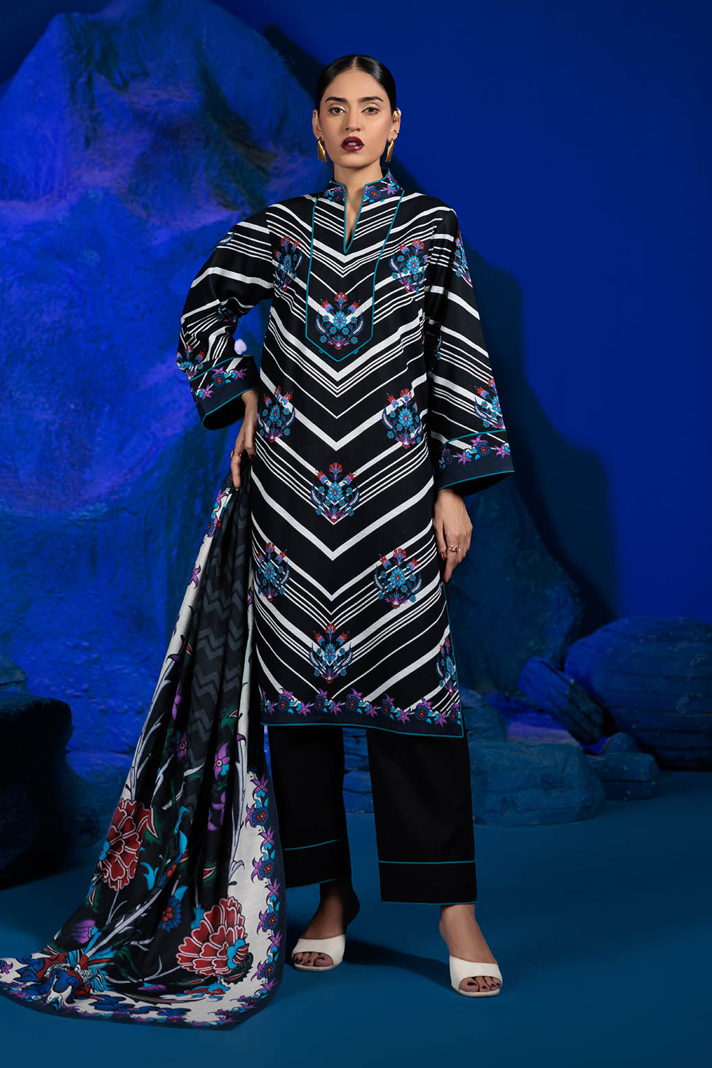 Bonanza Satrangi | Moon Indigo 3 Pc (2W24P3P282) -  Bonanza Satrangi Unstitched - Original Designer Dress - House of Maryam