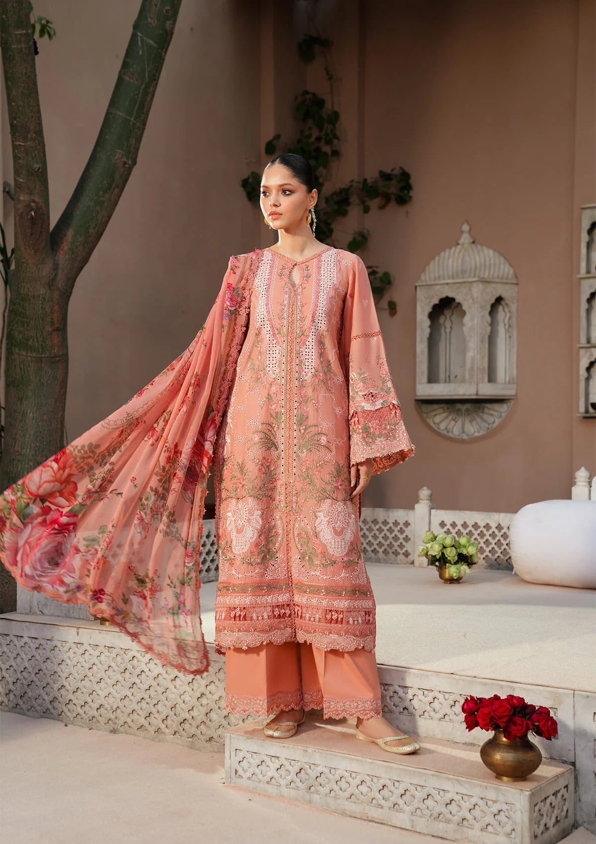Kahf Premium | Ek Fasana Luxury Lawn 26 | KLB-5B ADAA, image 5
