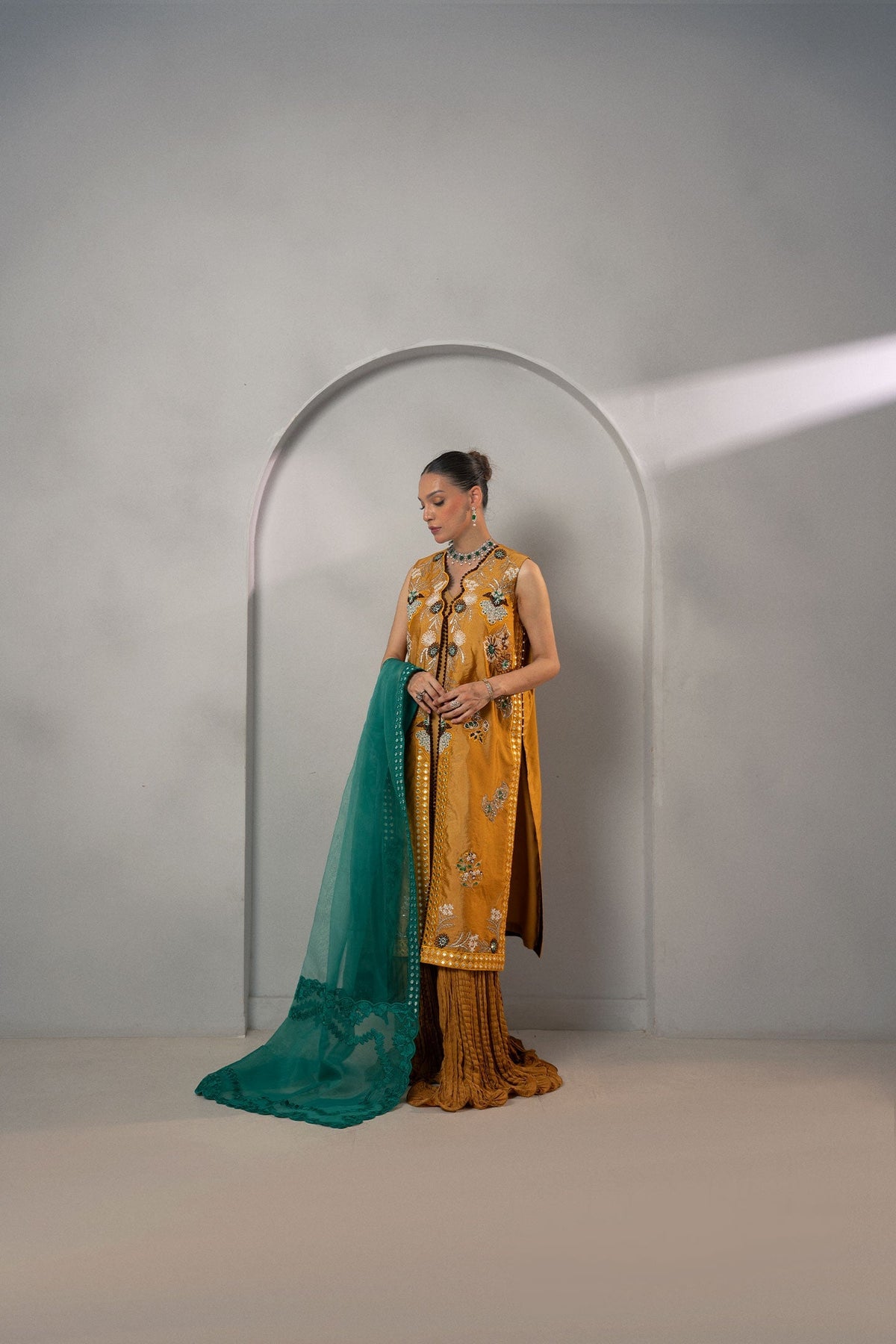 Fozia Khalid | Dilkash Festive Wear 25 | Mehr, image 2