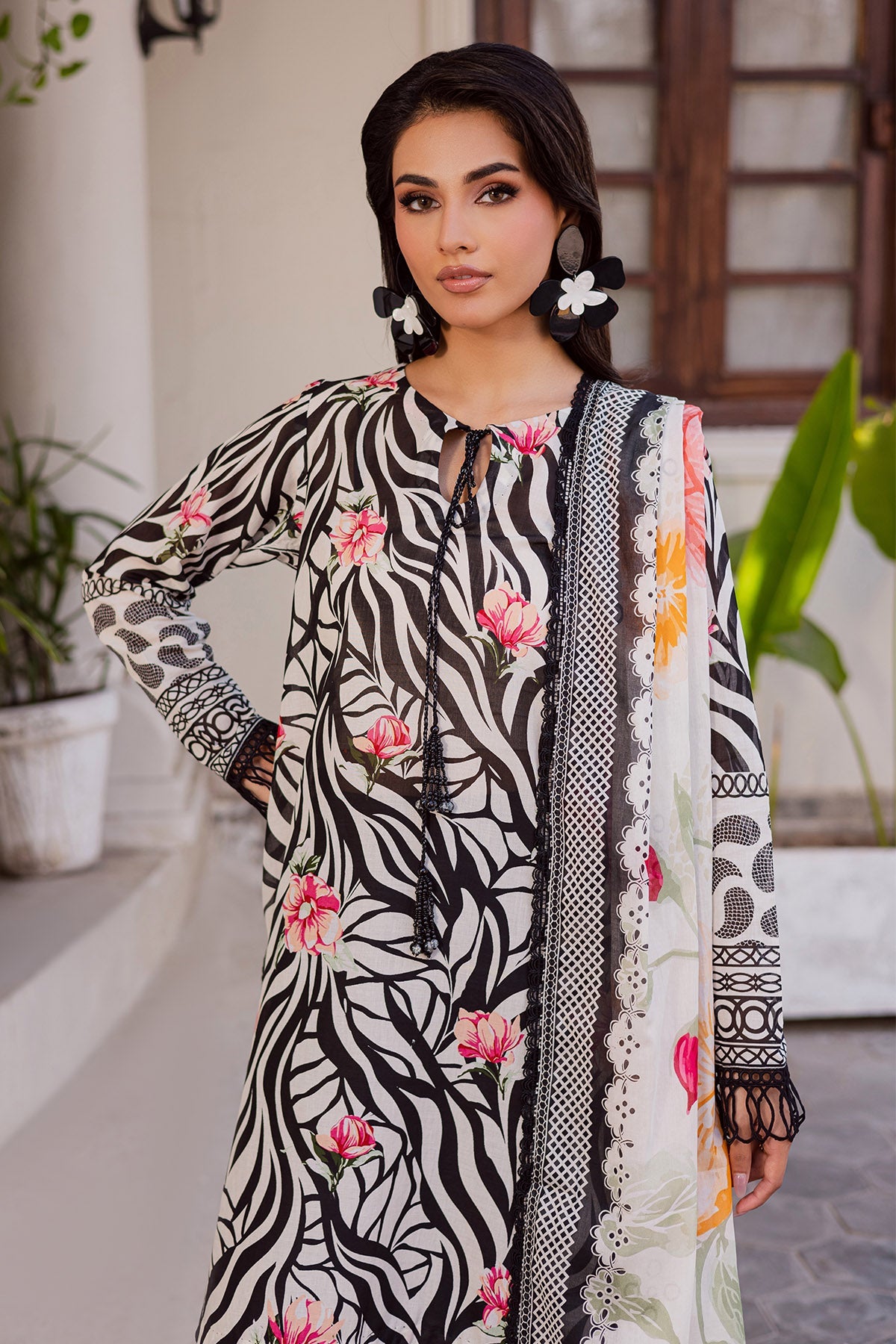 Nureh | Rania Prints | NR-08, image 4
