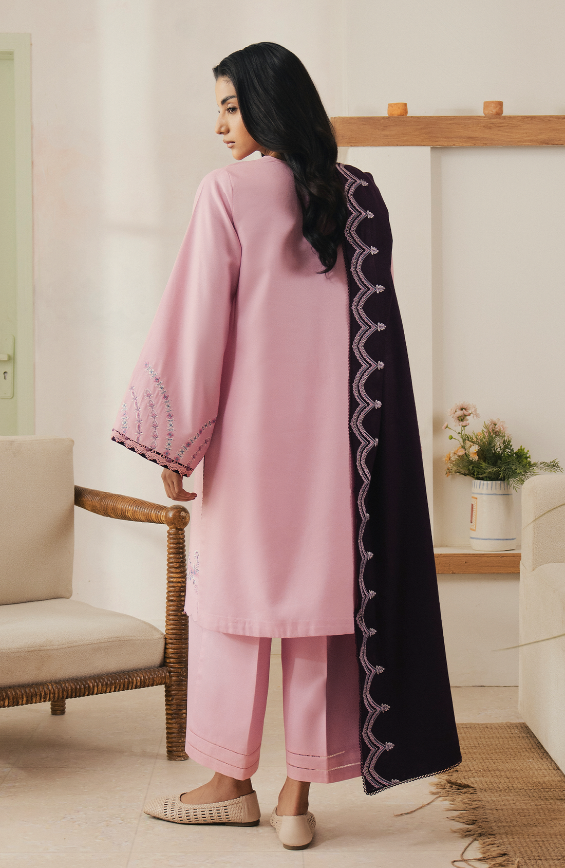Seran | Winter Embroidered 25 | Rosayne