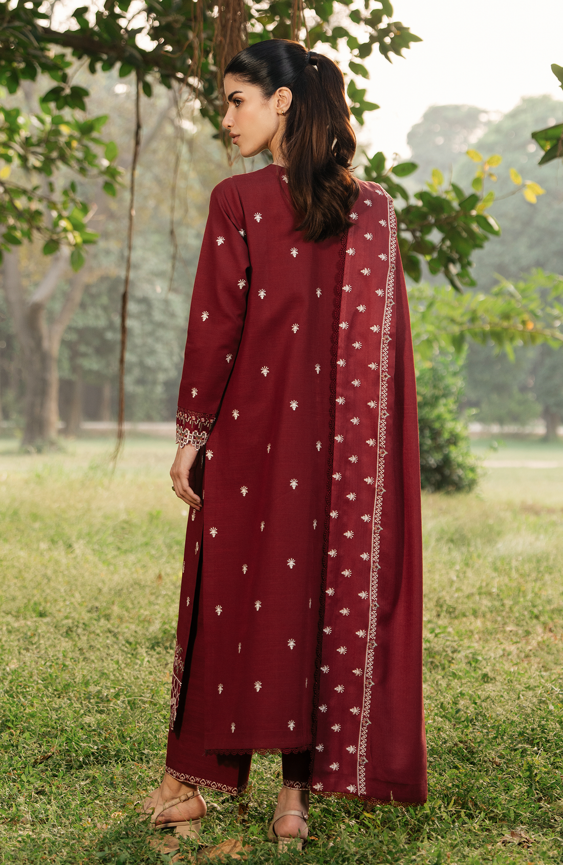 Seran | Enchanted Winter 25 | Velisse