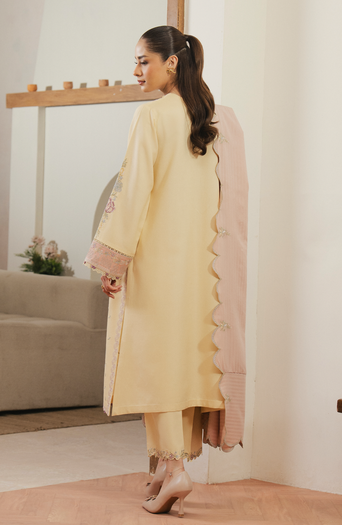 Seran | Winter Embroidered 25 | Meliora