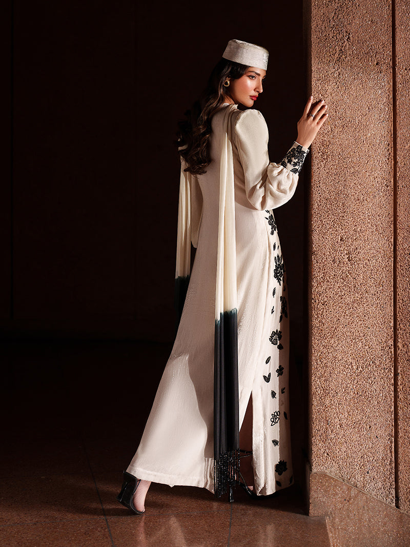 Caia | Luxury Velvet Edit 25 | Moonpearl-2