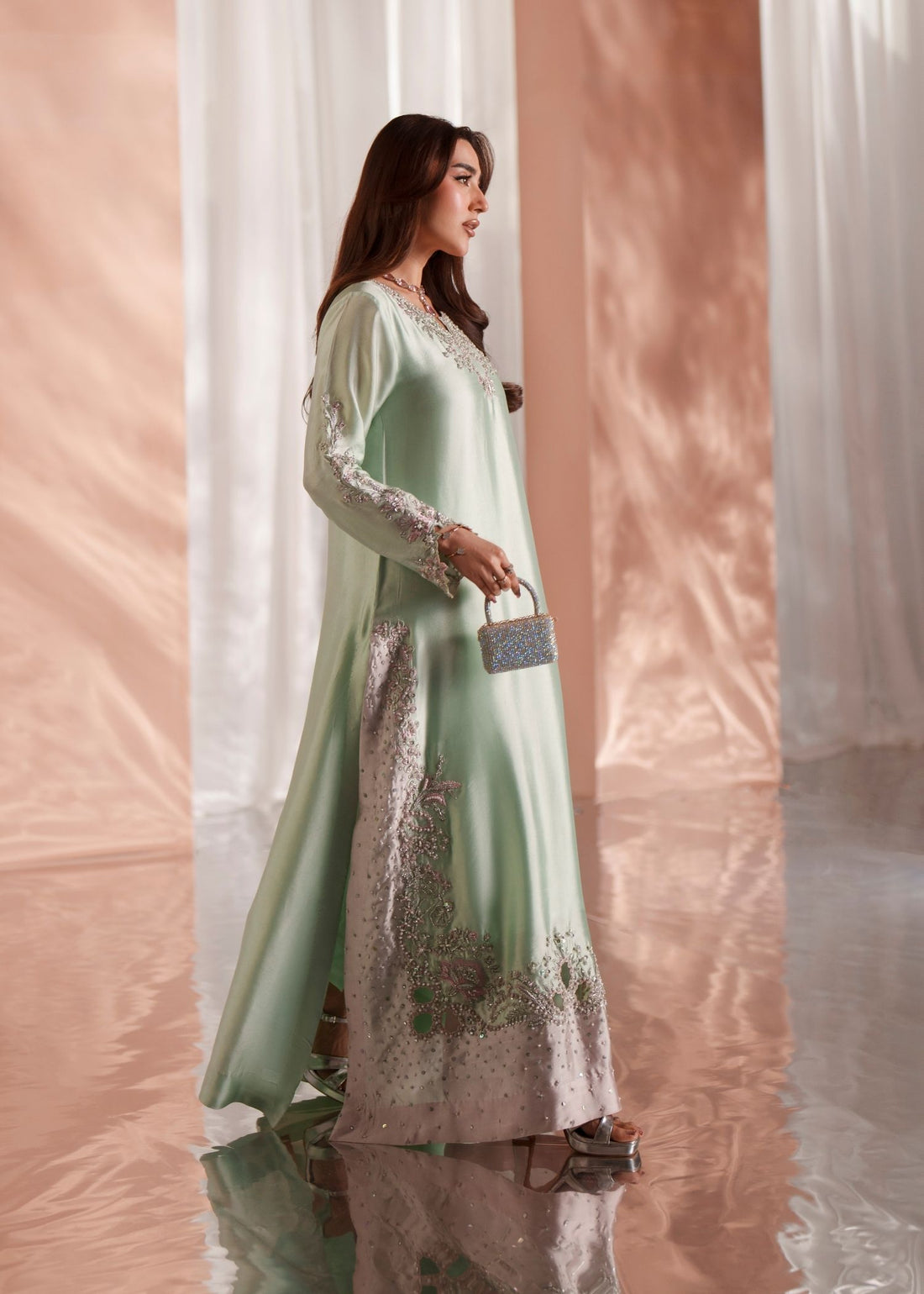 Mehak Yaqoob | Enchante Luxe Edit | Aurea-5