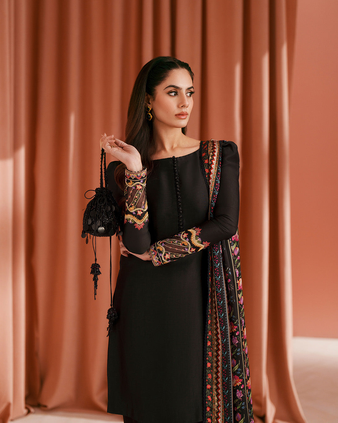 Faiza Saqlain | Roim Pret | Lulia, image 3