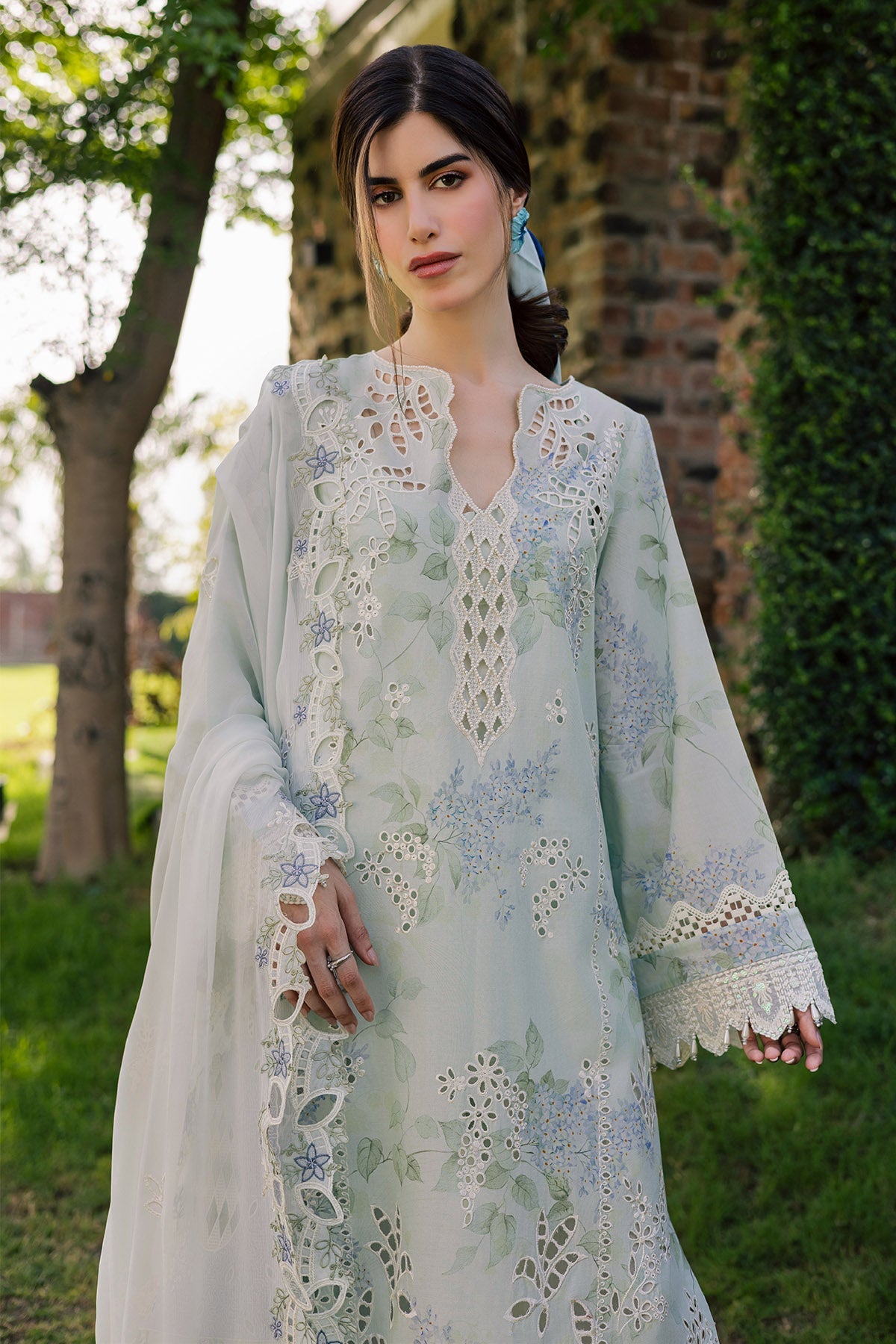 Nureh | Raha Lawn | NE-262, image 3