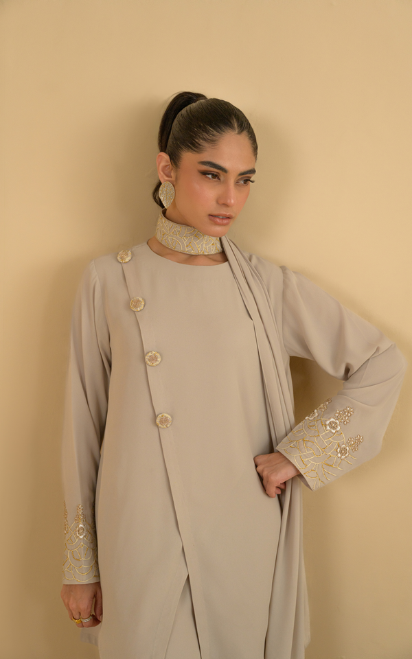 Sana Abbas | La Fiesta | Tessa-3