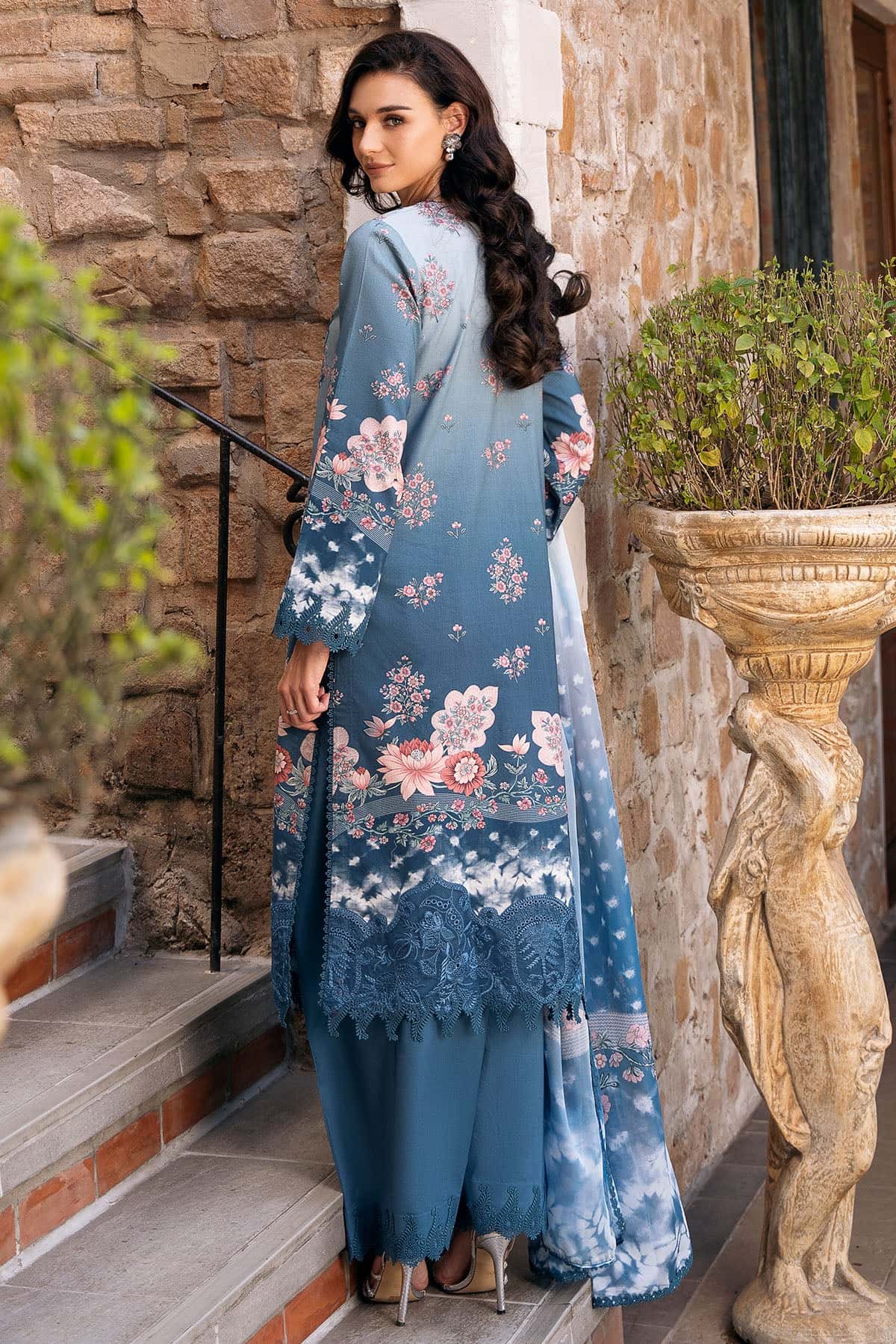Afrozeh | Damask The Holiday Edit 25 | Seraphina A -  Afrozeh Ladies Clothes - Original Designer Dress - House of Maryam