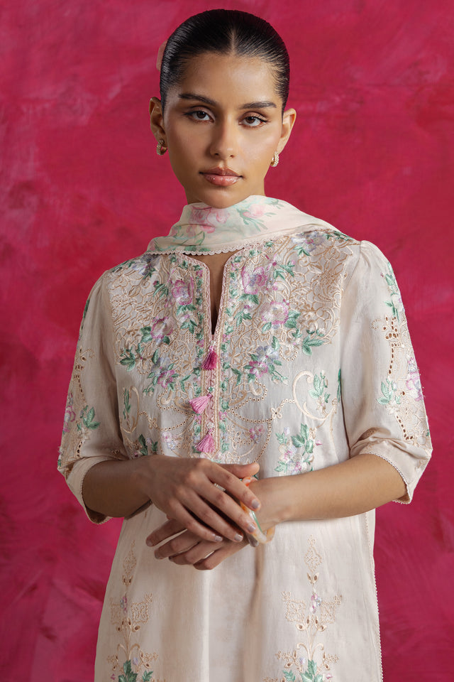 Zara Shahjahan | Coco Prints 26 | YUZAIRA, image 3
