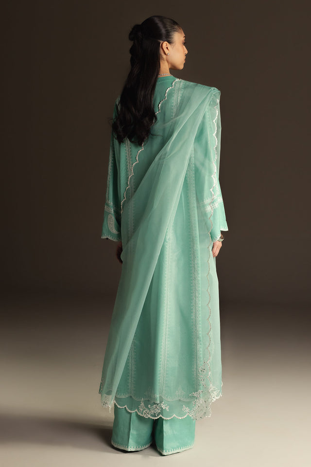 Zara Shahjahan | Festive 26 | MAHVEEN-2
