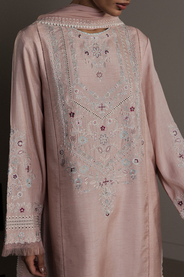 Zara Shahjahan | Festive 26 | NARGIS, image 3