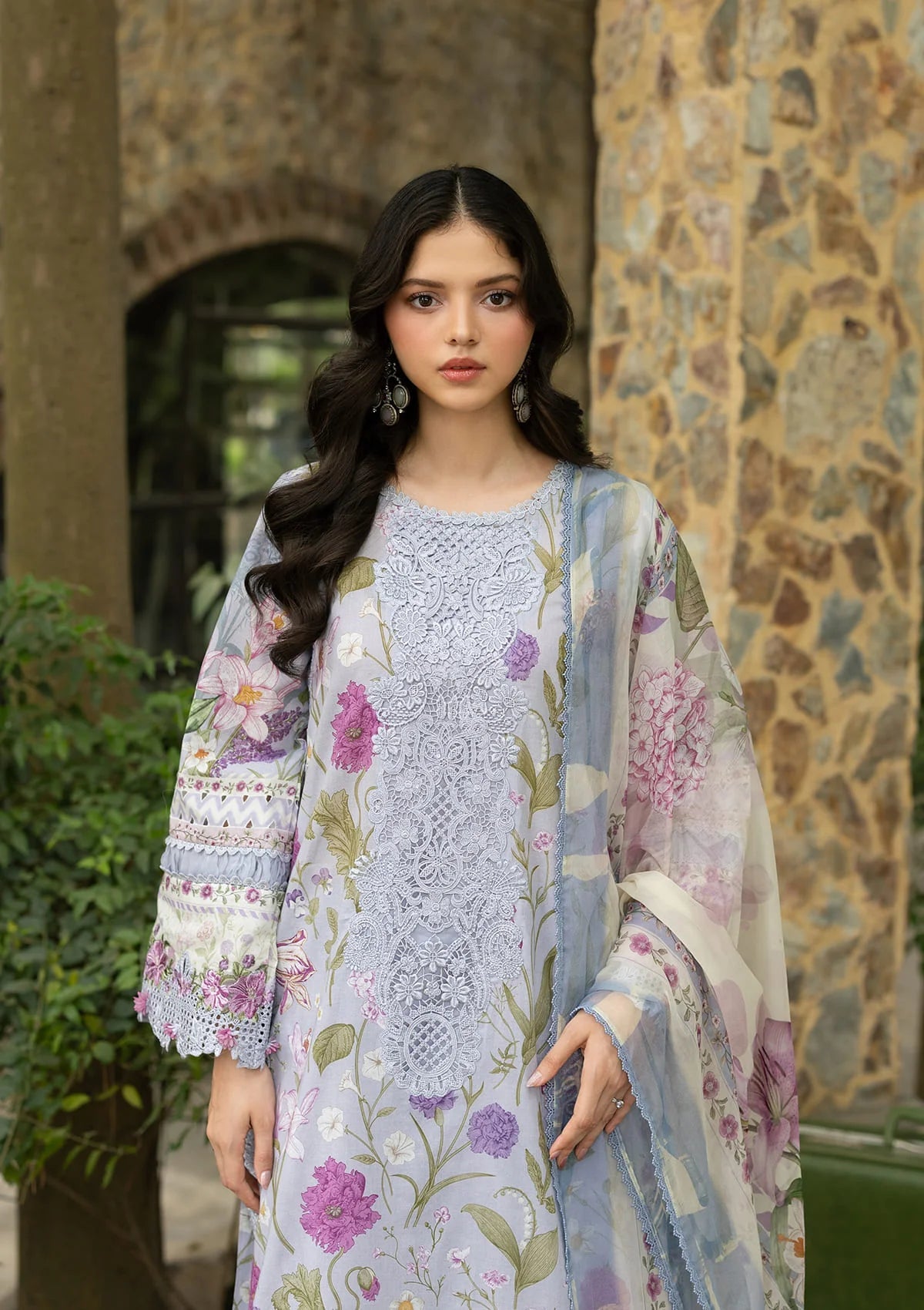 Elaf Premium | Signature Embroidered Lawn with Chiffon Collection 26 | ESG-5A ARIANA, image 3