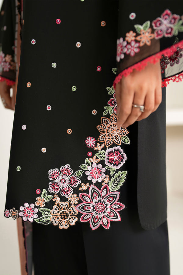Farasha | Summer Weaves Embroidered Lawn | Raven Bloom-4