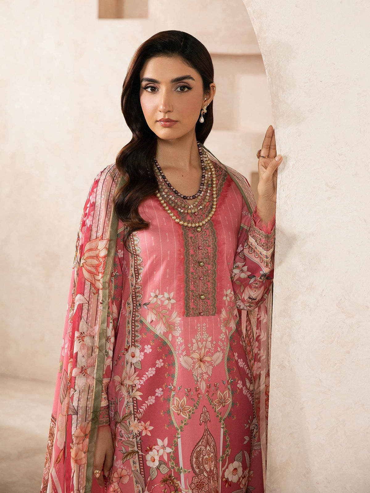 Gulaal | Syra Lawn 26 | Floren D-2, image 4