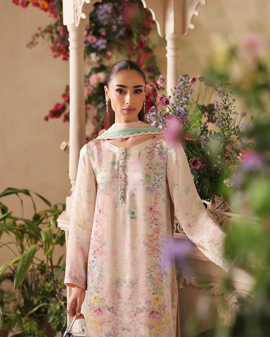 Faiza Saqlain | Serina Luxe | Aeni-4