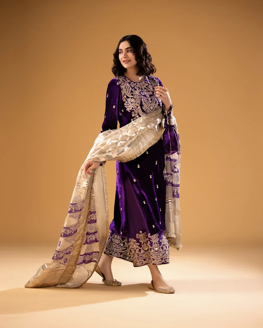 Faiza Saqlain | Luxury Formals | Madno, image 3