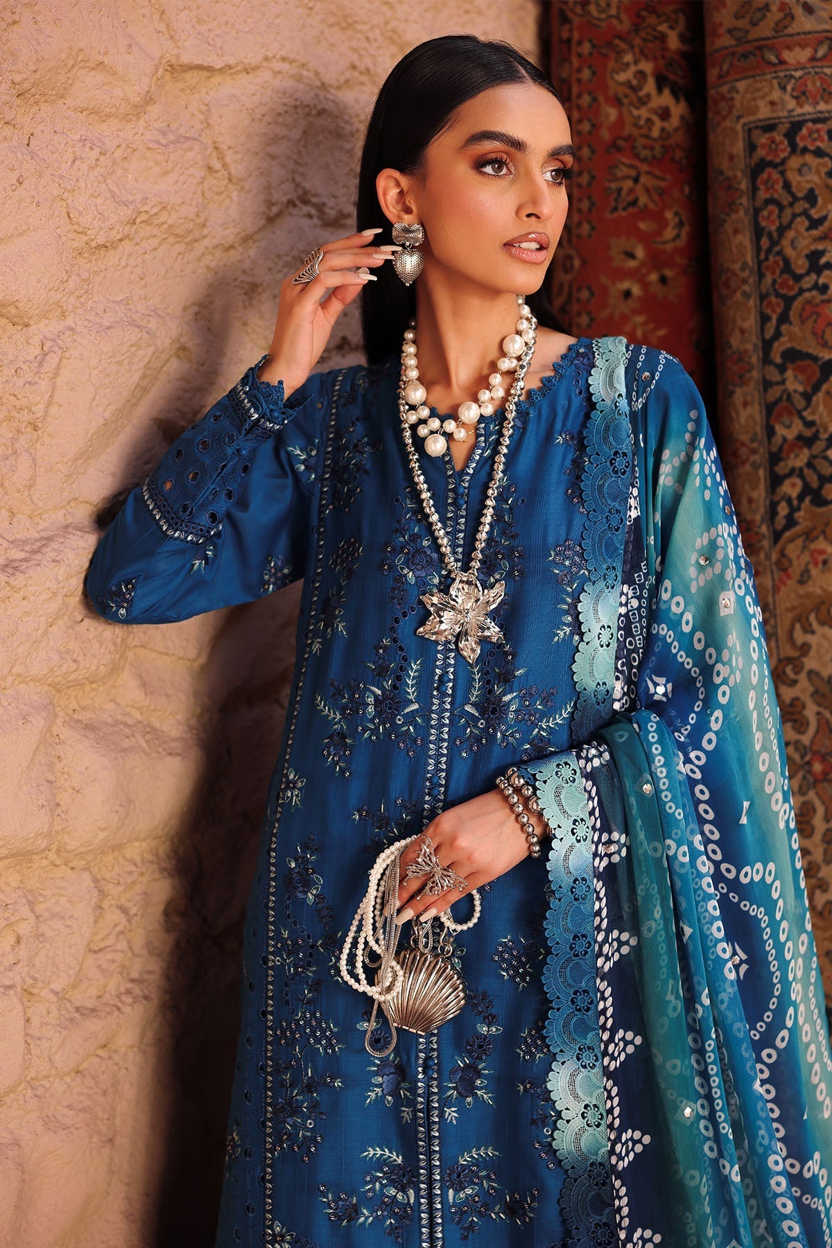 Nureh | Bazaar Luxe 25 | NE-160-3