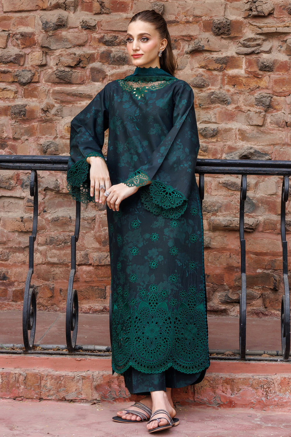 Farasha | Printed Essentials | Periveil -  Farasha Ladies Clothes - Original Designer Dress - House of Maryam