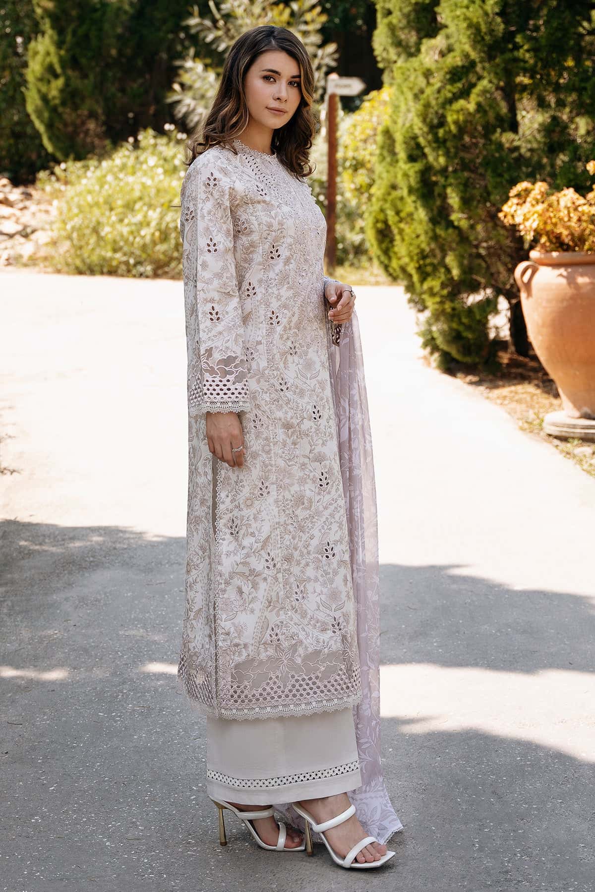 Afrozeh | Damask The Holiday Edit 25 | Lunetta A -  Afrozeh Ladies Clothes - Original Designer Dress - House of Maryam