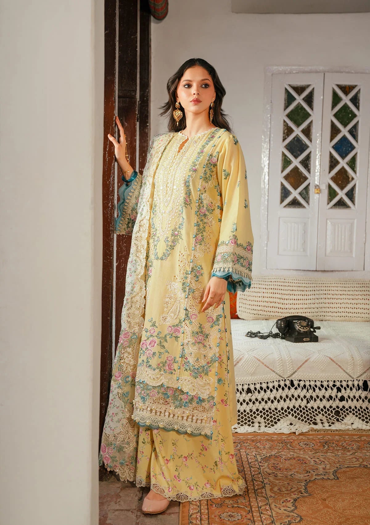 Kahf Premium | Ek Fasana Luxury Lawn 26 | KLB-2B MUSKAAN, image 4