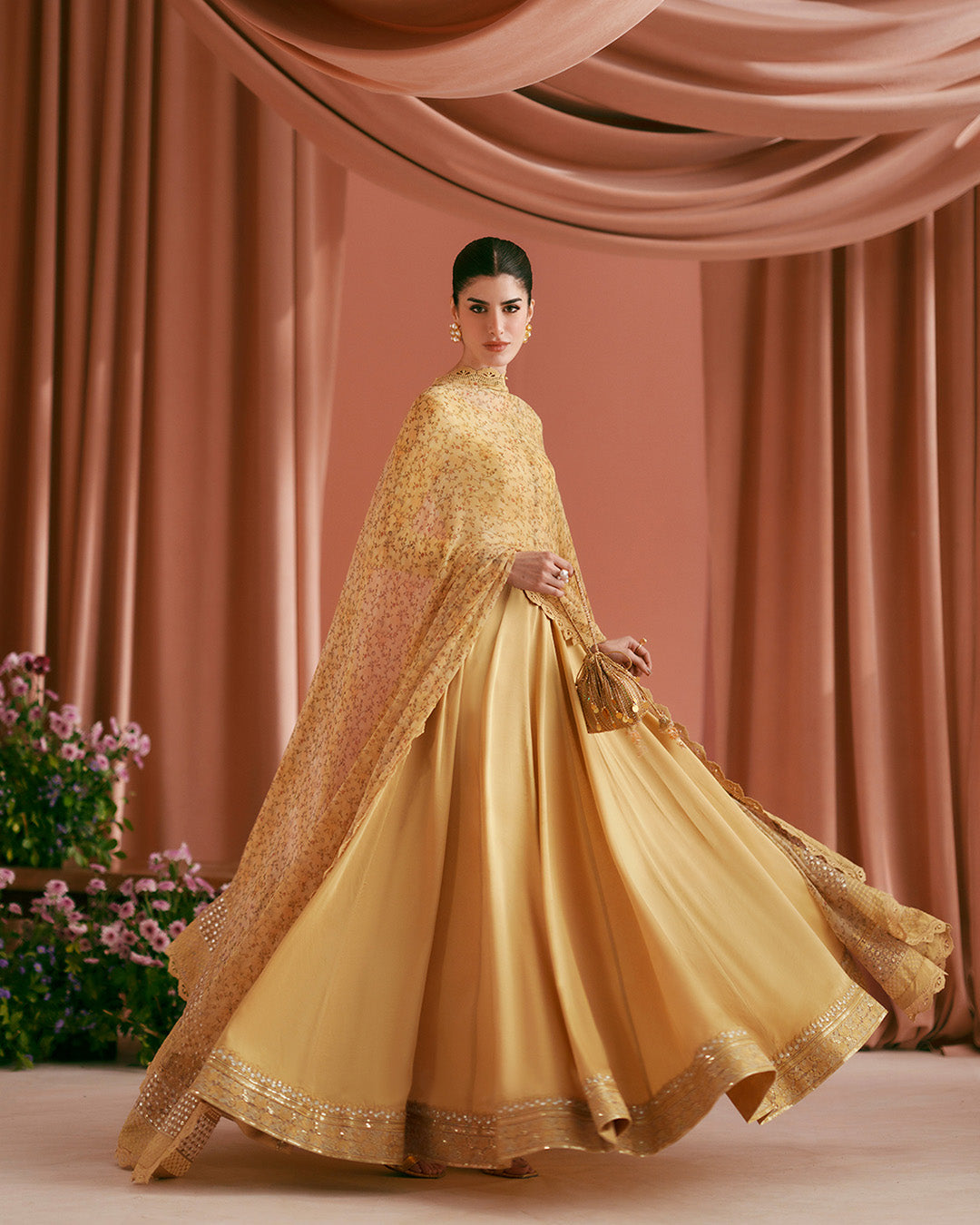 Faiza Saqlain | Roim Pret | Alaa, image 5