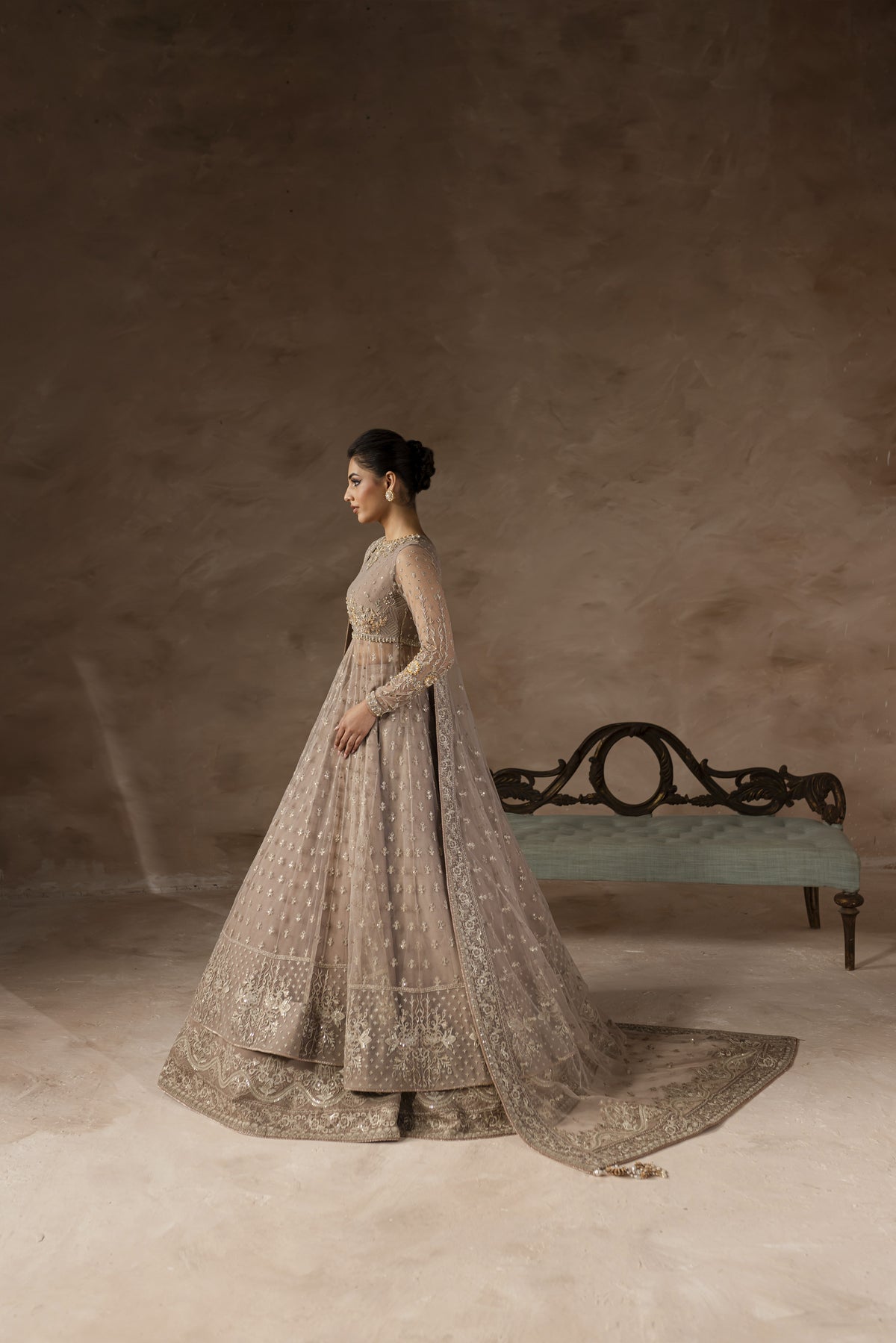 Imran Ramzan | Elysee Wedding Formals |  Pétale de Soie, image 3