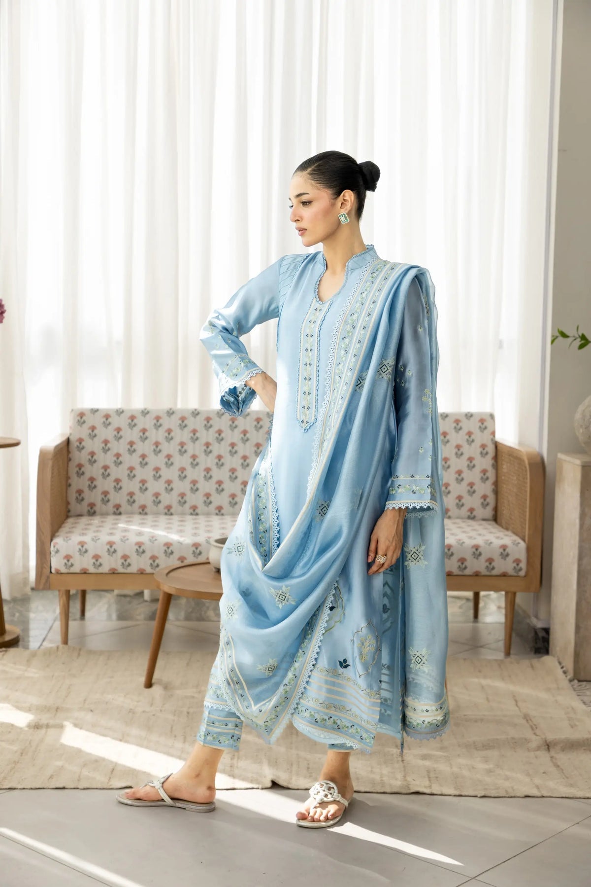 Wahaj M Khan | Sanam Luxe | Ice Bleu Sanam Sheesha-8