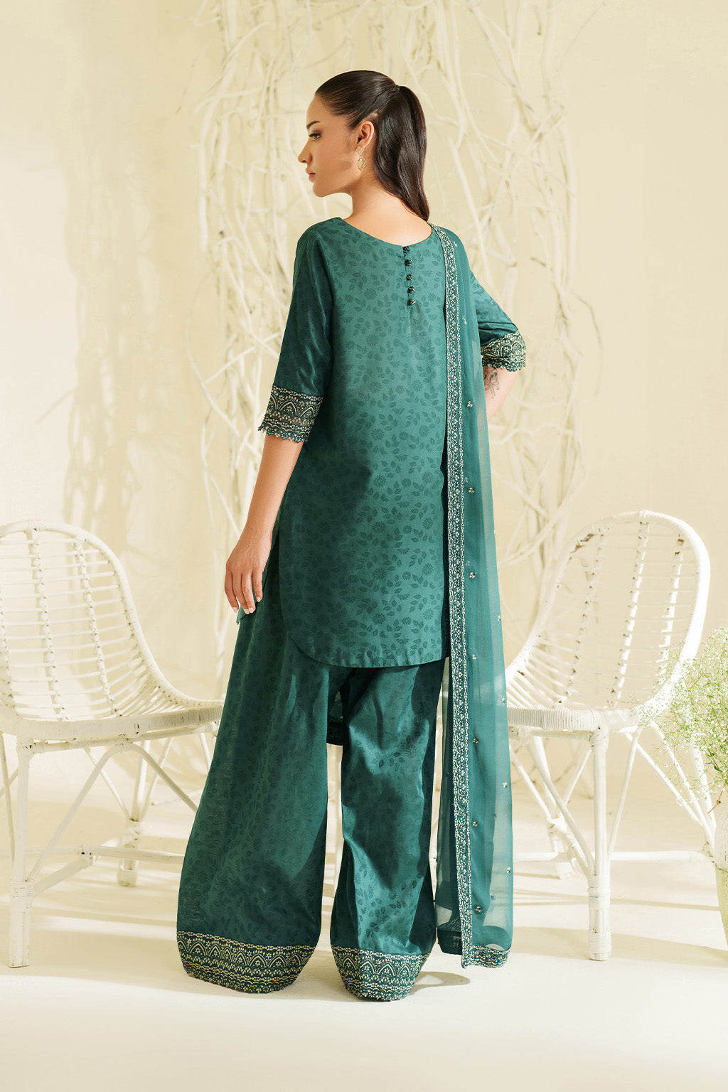 Iznik | lawn 26 | UE-647, image 2