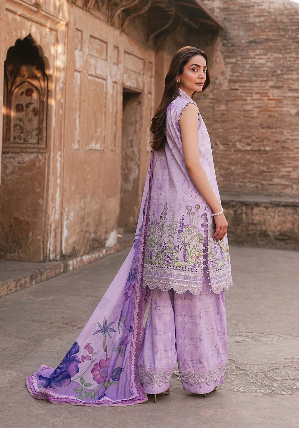 Zarqash | Luxe Lawn 26 | ZQL006-2