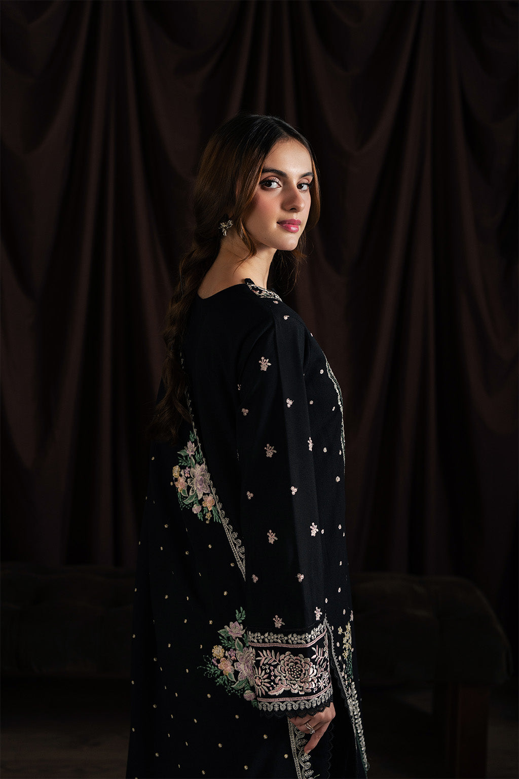 Neeshay | Winter Reverie | Velayne-3