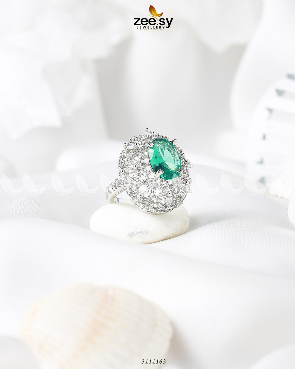 Kohinoor Ring -  Zeesy Finger Ring - Original Designer Dress - House of Maryam