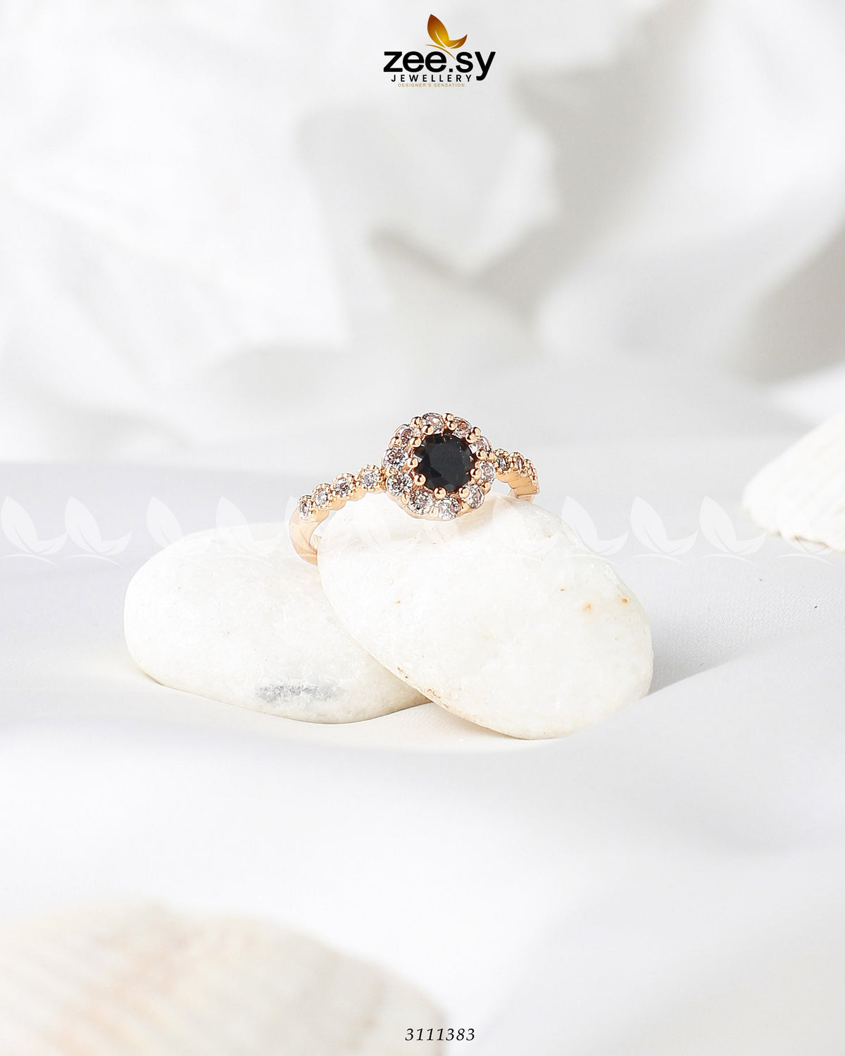 Gleaming Ring -  Zeesy Finger Ring - Original Designer Dress - House of Maryam